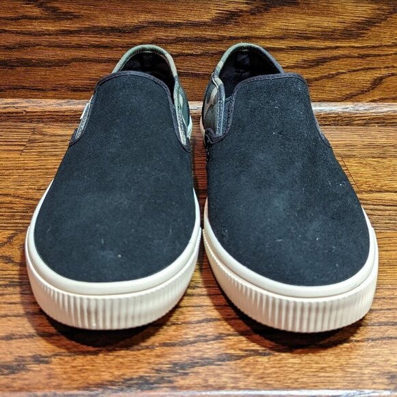 TOMS 10M baja black and camo shoes NWOT - Picture 1 of 9